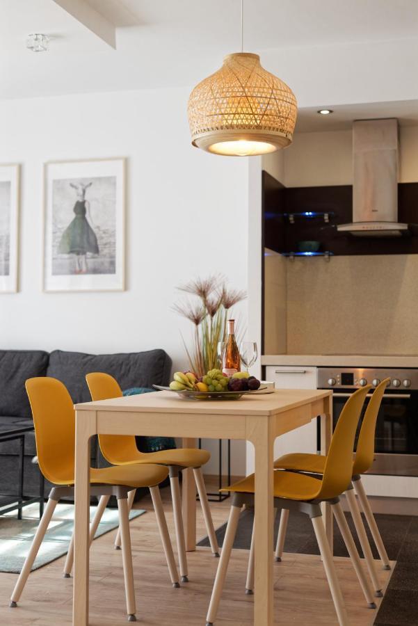 City Center Apartament Parking By Impero Poznan Exterior photo